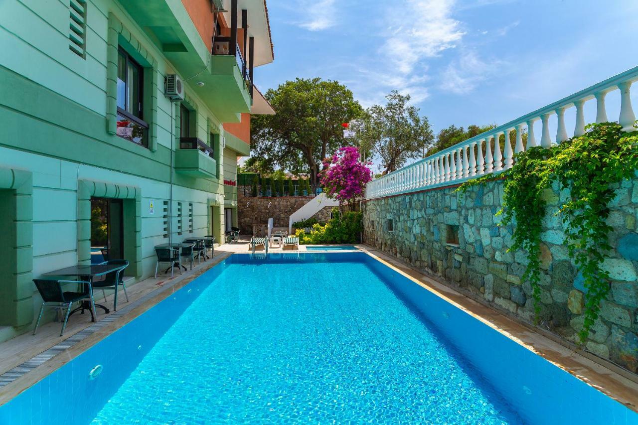 Kabasakal Otel Çeşme Luaran gambar